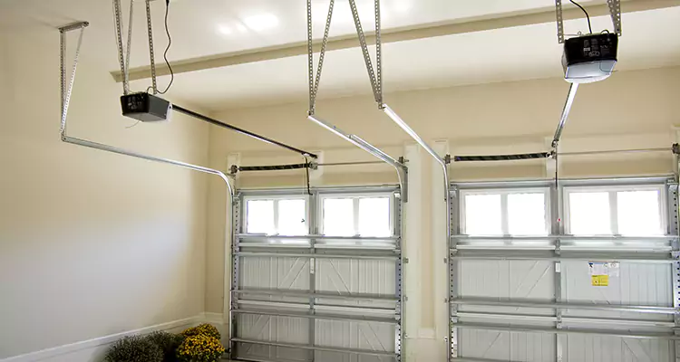 Residential Emergency Garage Door Repair in Ormond Beach, FL